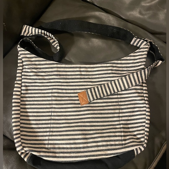 thirty-one Handbags - Thirty One Bags Striped Tote